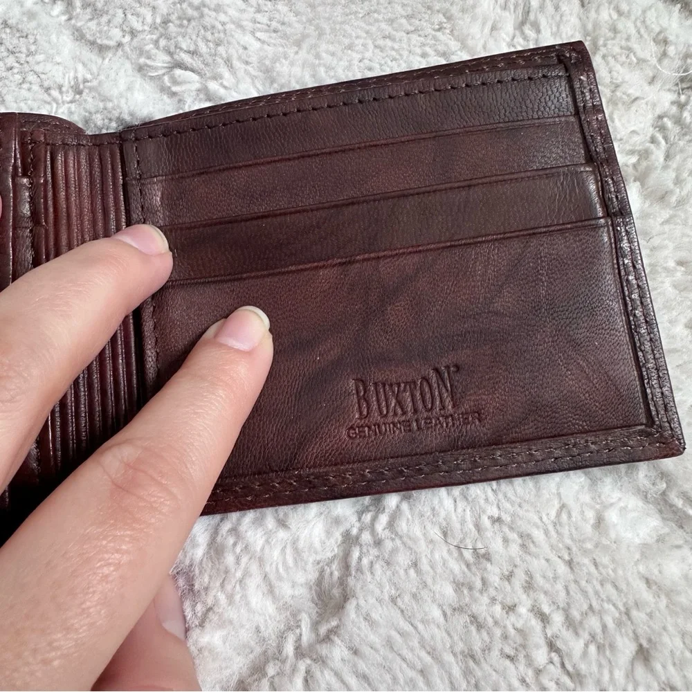 Buxton | Brown Genuine Leather Wallet